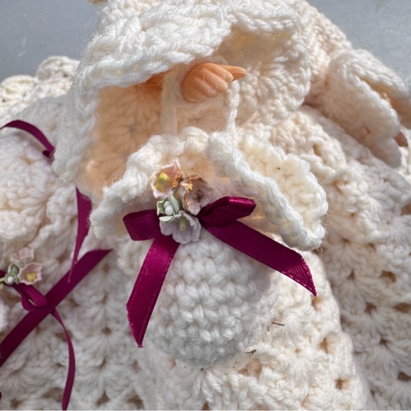 VINTAGE HANDMADE Crocheted Doll with Cream Dress and Pink Accents - Picture 7 of 9